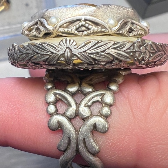 Adorable Ollipop USA cocktail ring Iolite stones Size 6.5 adjustable - Picture 6 of 12